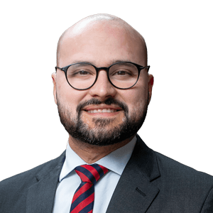 Um dia após sessão do STF, Eduardo se reúne com governo Trump