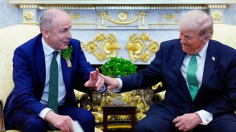 A pressão por um rompimento do Reino Unido aumenta após acordo histórico, com Trump apoiando a reunificação da Irlanda