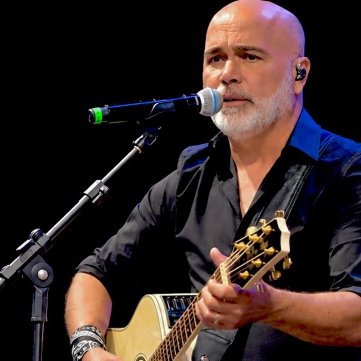Ex-dupla de Rick, Giovani lamenta morte do cantor em queda de helicóptero