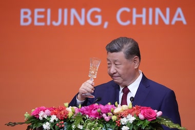 China expulsa do Partido Comunista general e comandante acusados de corrupção