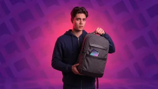 Celular no bolso ou na mochila: onde é mais seguro levar o aparelho?