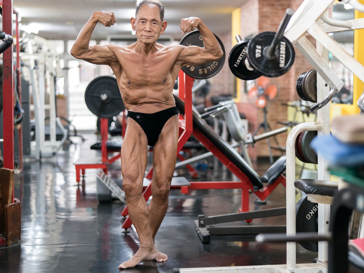 'Sou 100% natural': como o levantador de peso japonês de 90 anos ainda está conquistando títulos