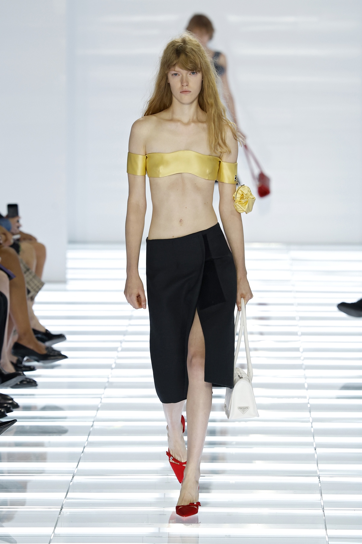Imagem da matéria: Prada desfila na Semana de Moda de Milão: veja destaques e tendências