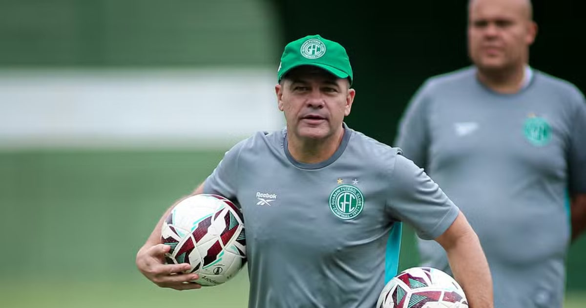 Criciúma anuncia técnico por empréstimo após saída de Baptista para o Inter
