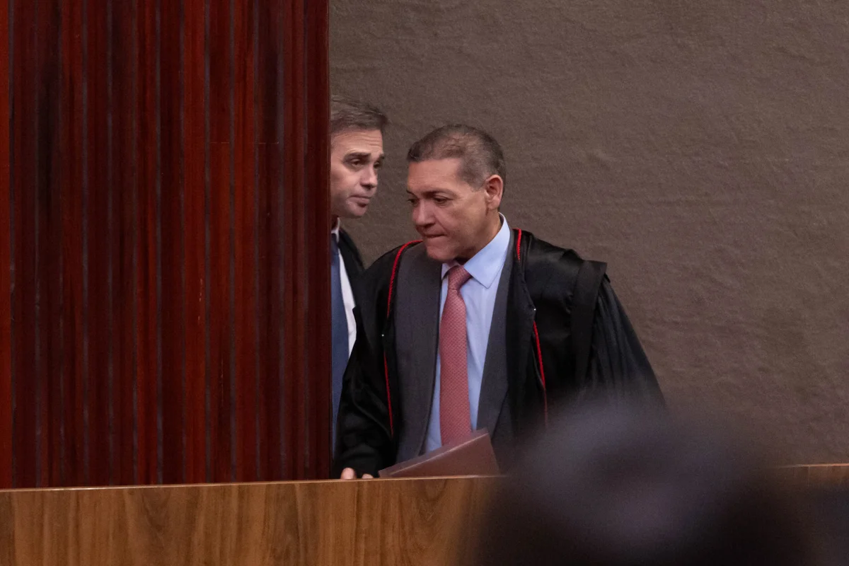Ministro Kassio Nunes durante sessão no Tribunal Superior Eleitoral TSE Metropoles 4