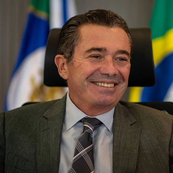Presidente do TCU se beneficia de obra em aeroporto que ele articulou - destaque galeria
