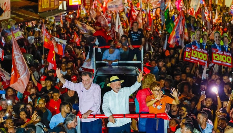 Campanha de Lula pressiona por atuação mais ativa de ministros na reta final das eleições